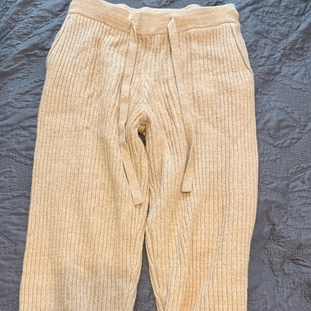 Ribbed orange joggers